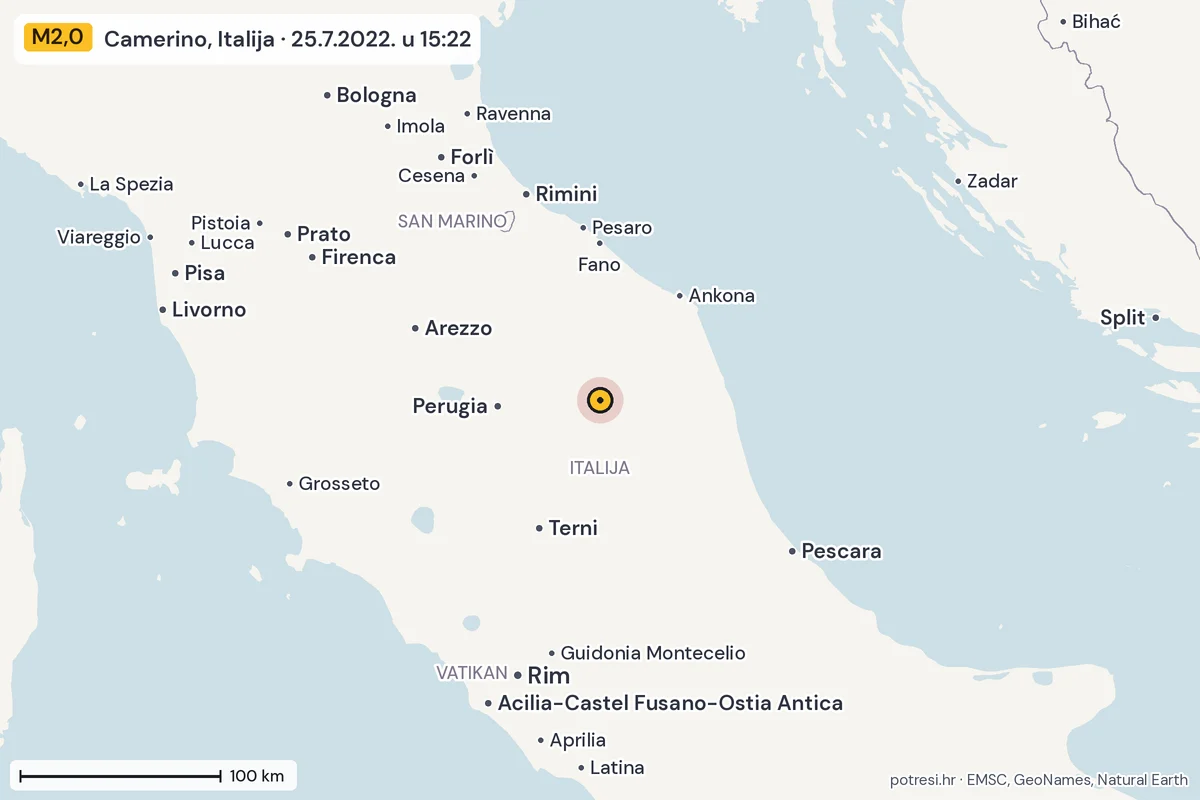 Karta: šire područje, 600 km, potres M2,0, Camerino, Italija, 25.7.2022.