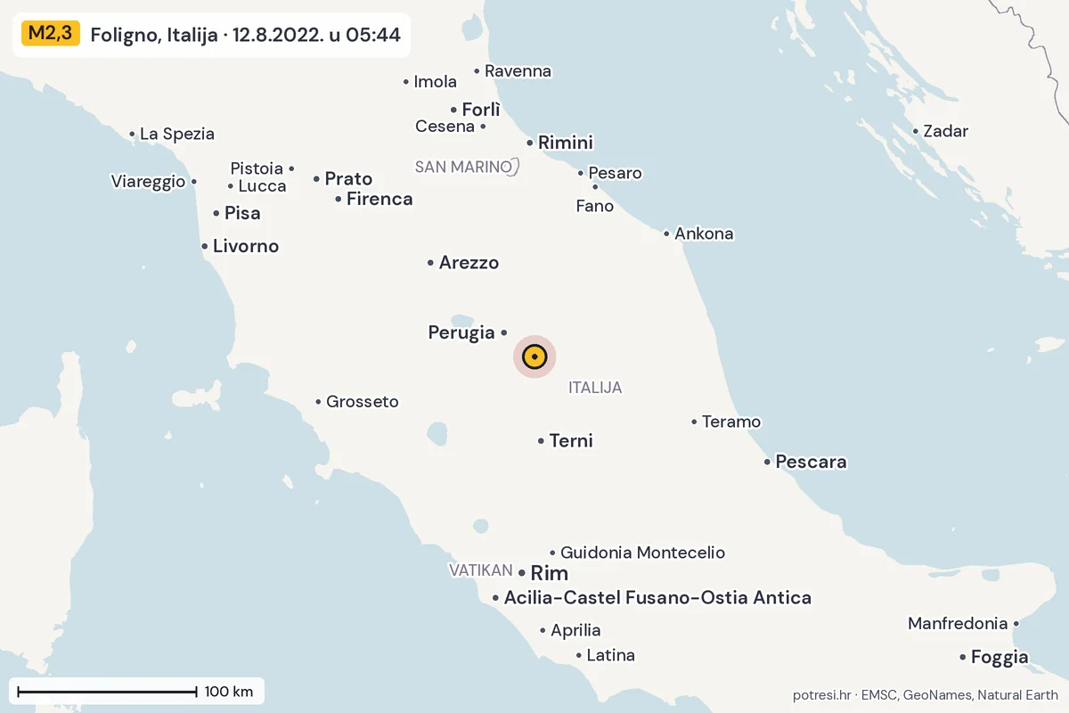 Karta: šire područje, 600 km, potres M2,3, Foligno, Italija, 12.8.2022.